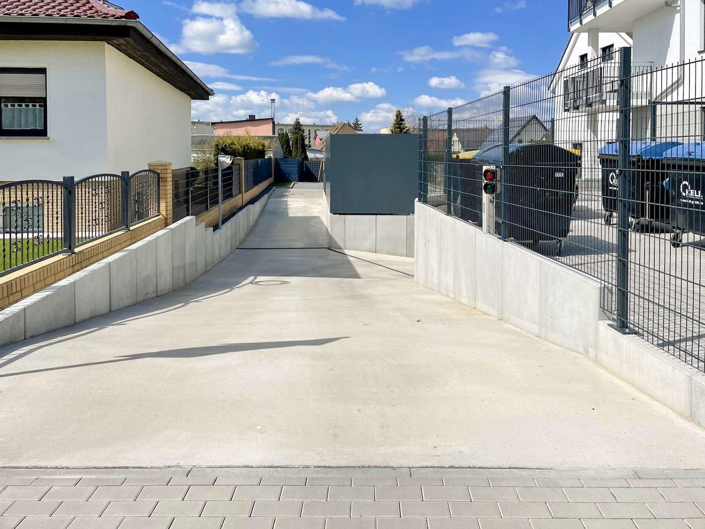 Einfahrt zur Tiefgarage