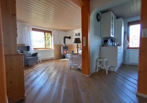 Wohnzimmer, Küche UG