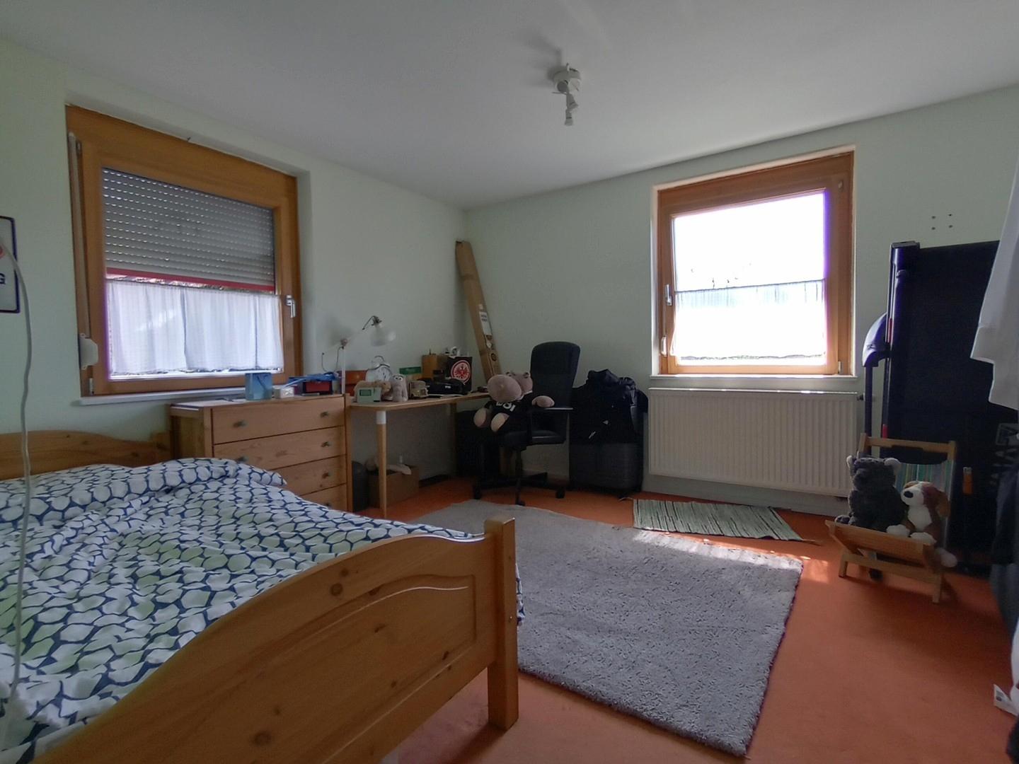 Zimmer 2 OG