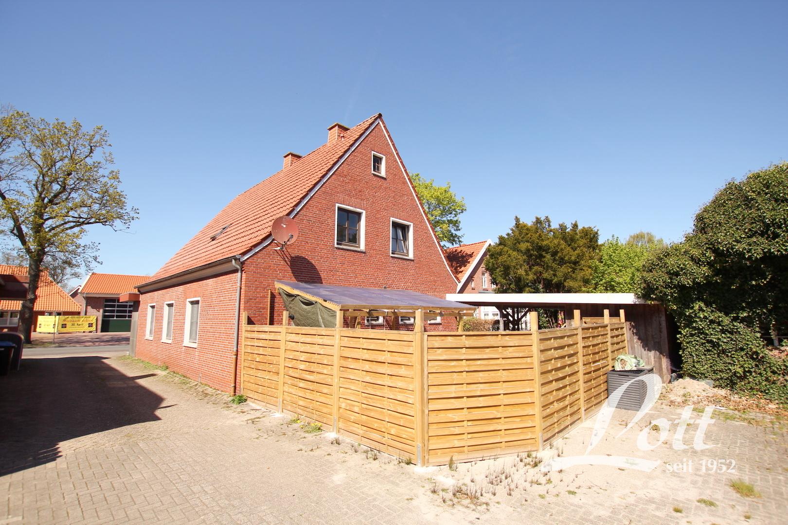 rückwärtige Ansicht