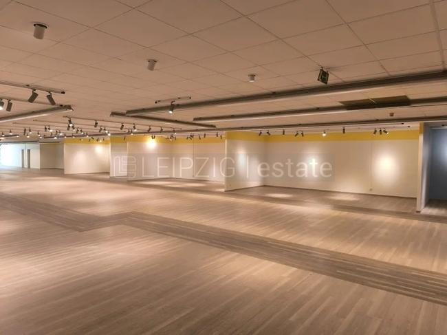 Verkaufsraum Bild 2