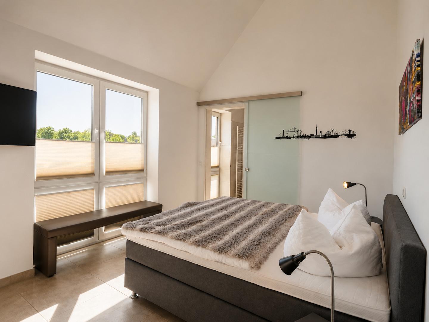 Schlafzimmer 1