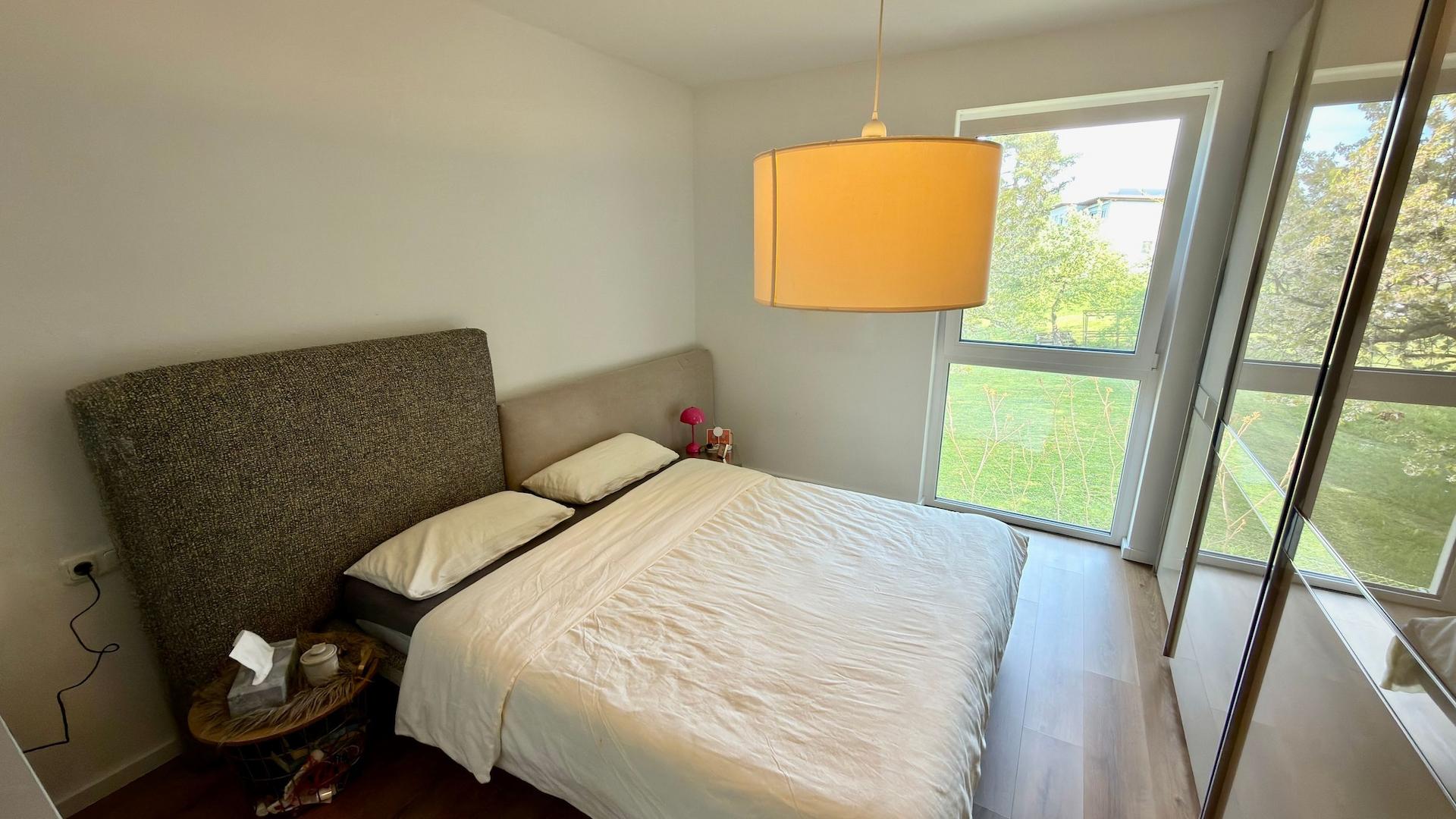 Schlafzimmer 1