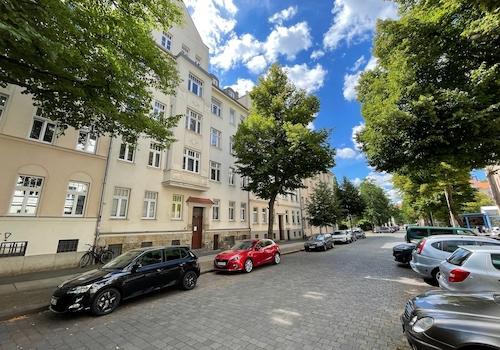 Straßenansicht