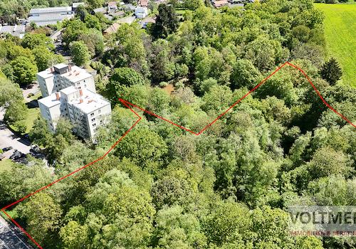 Drohnenaufnahme Grundstück Hochhaus