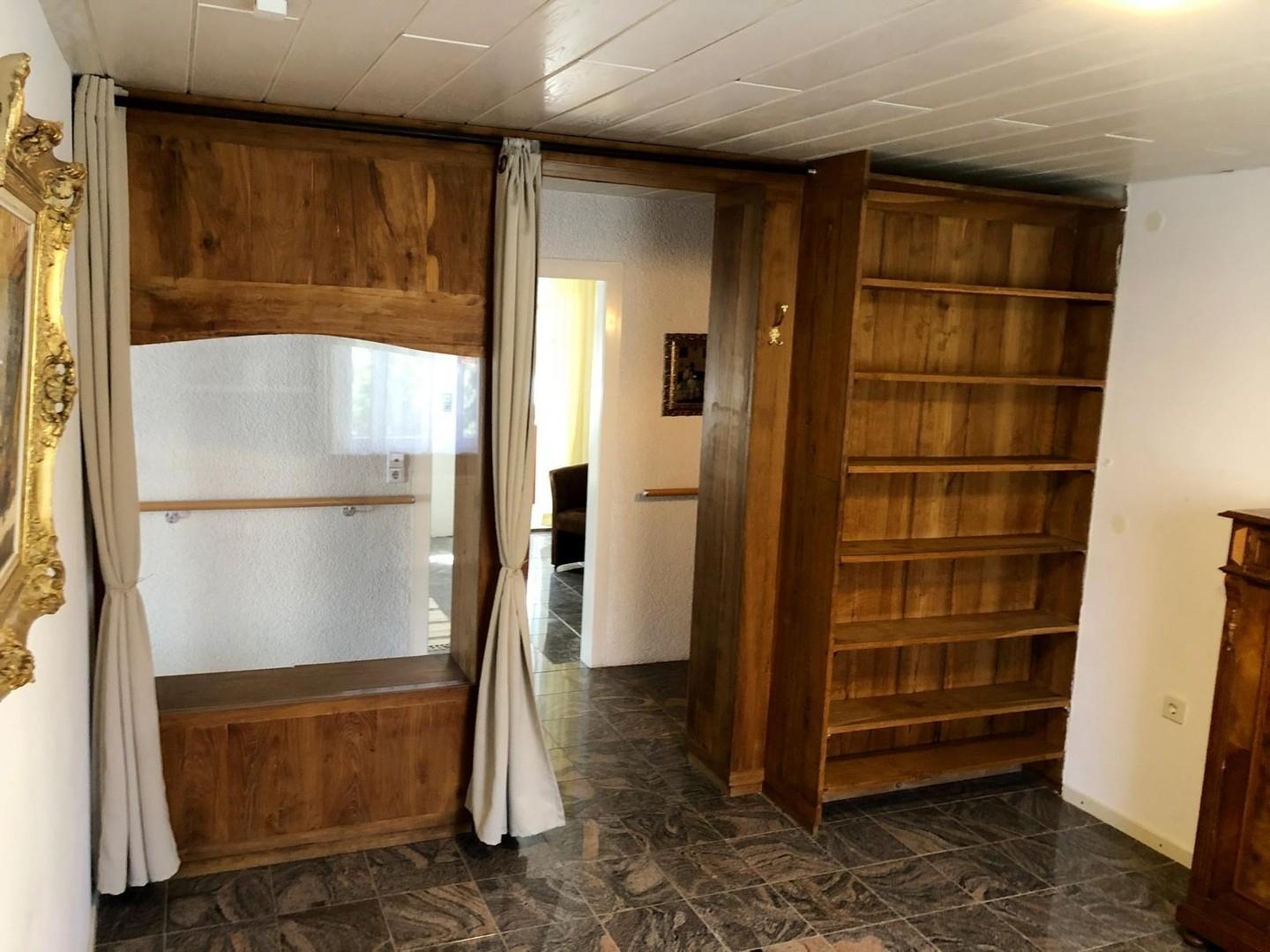 1.St. Arbeitszimmer