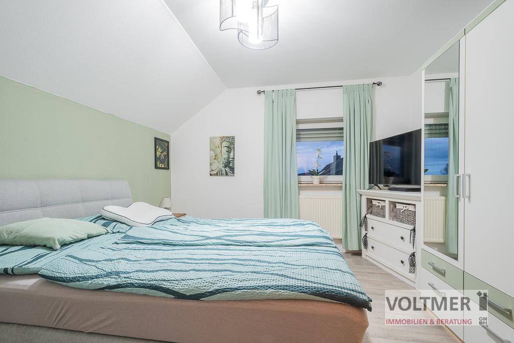 DG links Schlafzimmer 