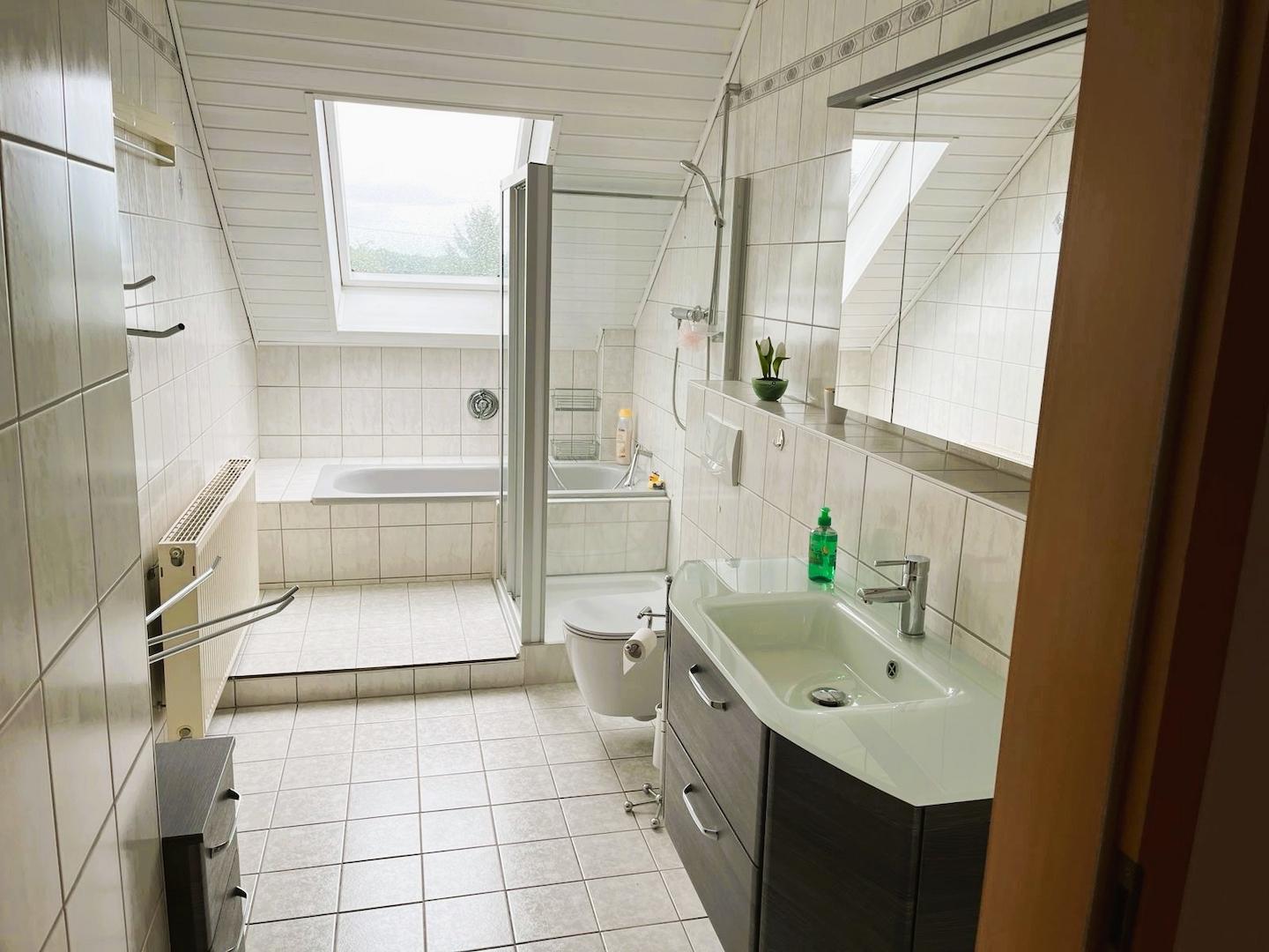 Badezimmer Wanne Dusche