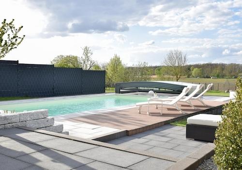 Exklusiver Pool