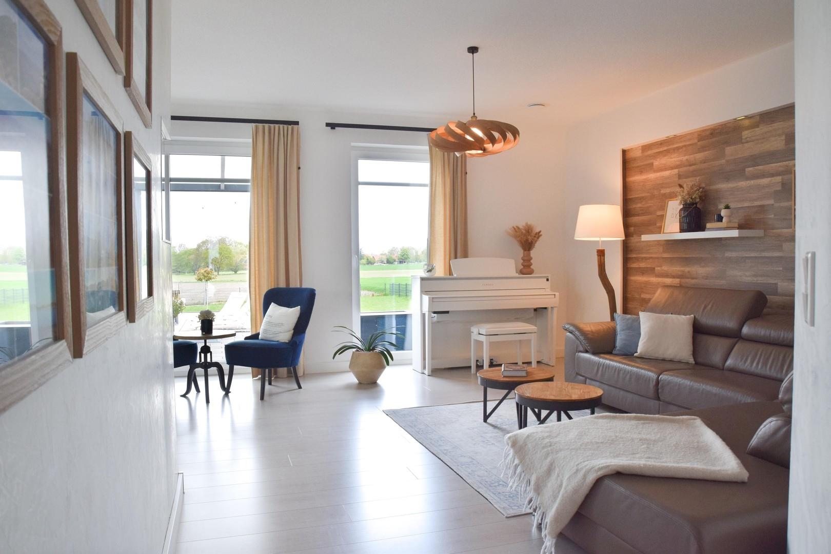 Blick ins Wohnzimmer 