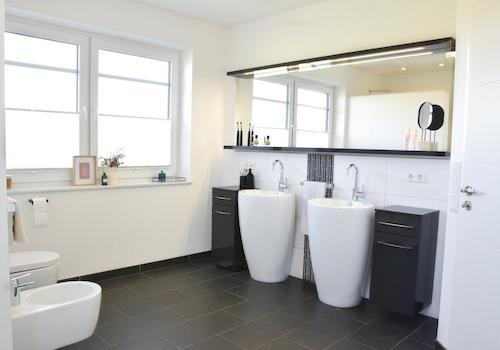 Luxuriöses Badezimmer 