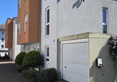 Haus/Hof Garage Stellplatz