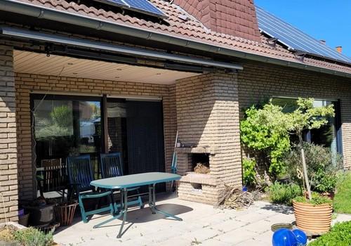 Terrasse mit Kamin