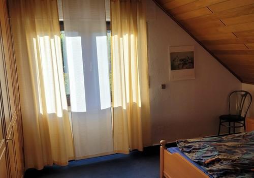 Schlafzimmer 1