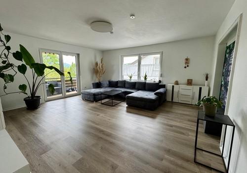 Zimmer mit Balkon