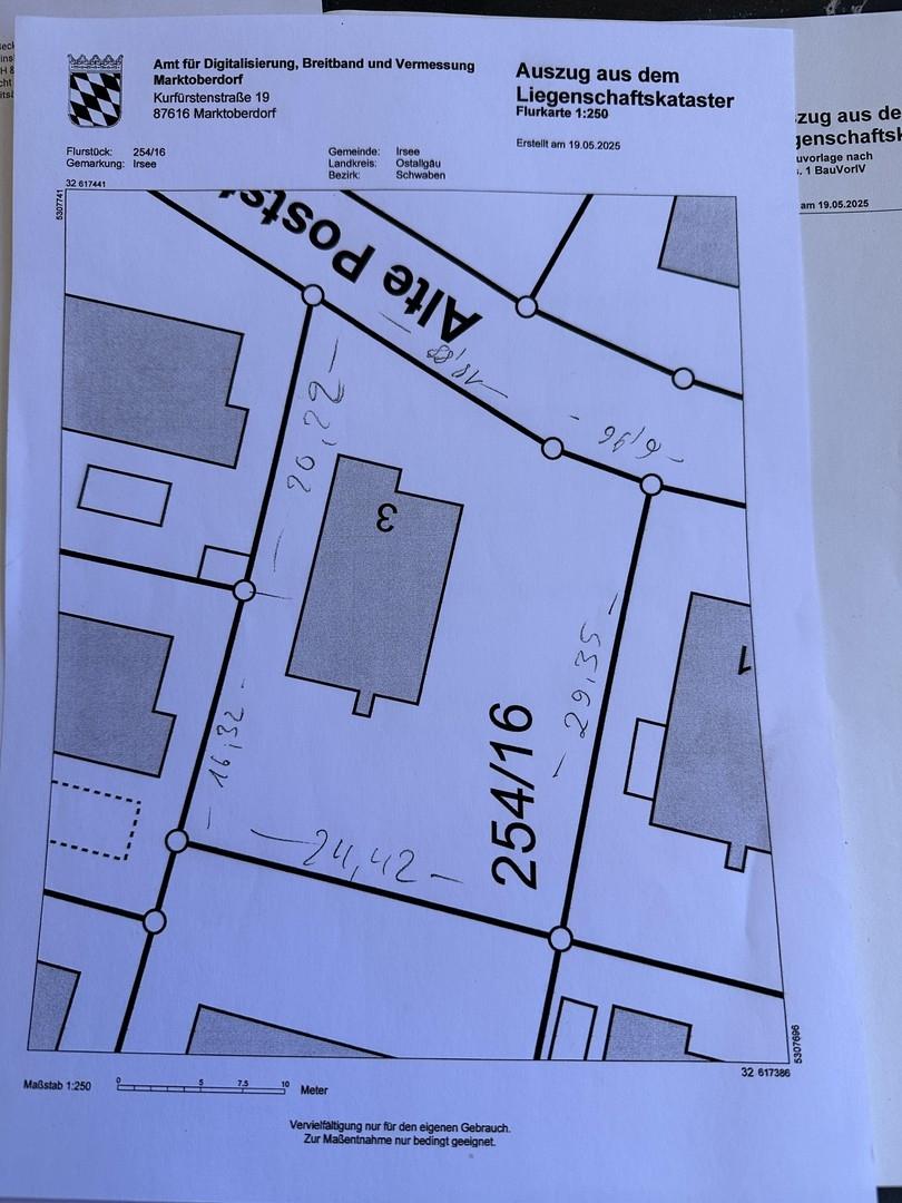 Lageplan mit Maßen
