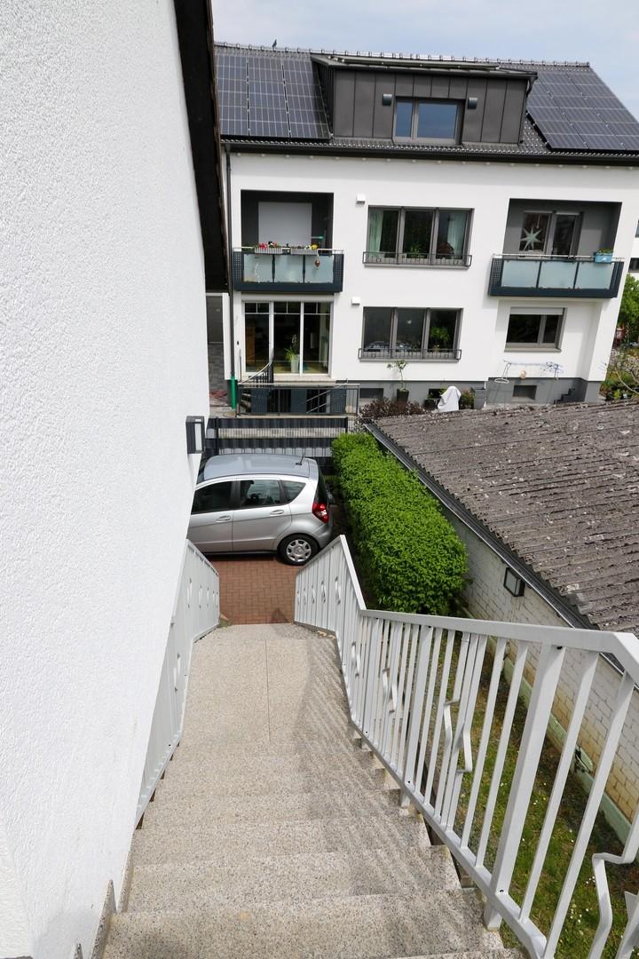     Eigener Treppenaufgang_2