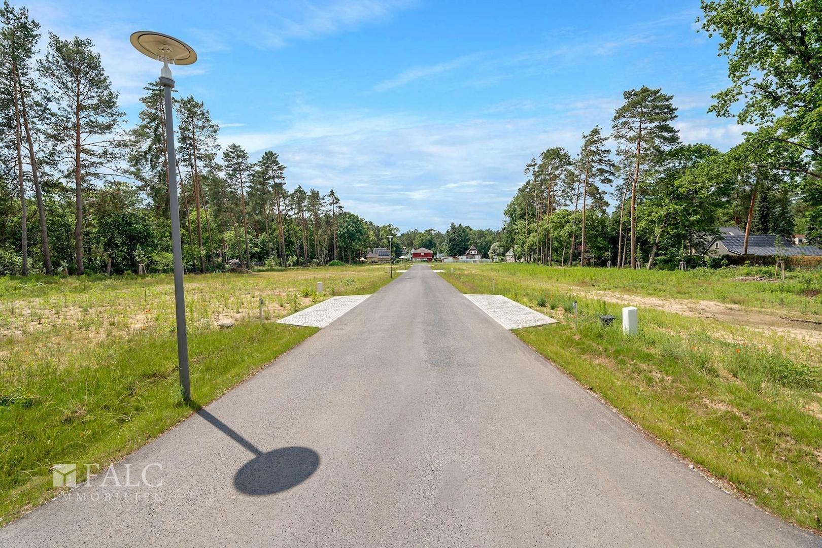 Straße im Wohngebiet