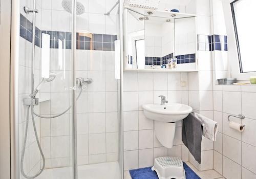 Badezimmer EG