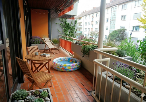 Balkon virtuell möbliert