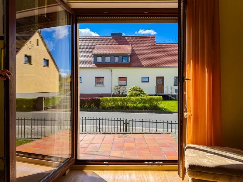 Zur Terrasse