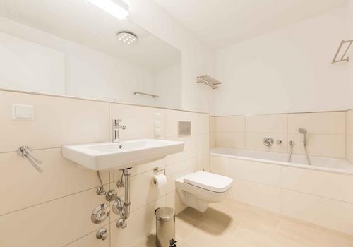 Badezimmer 1