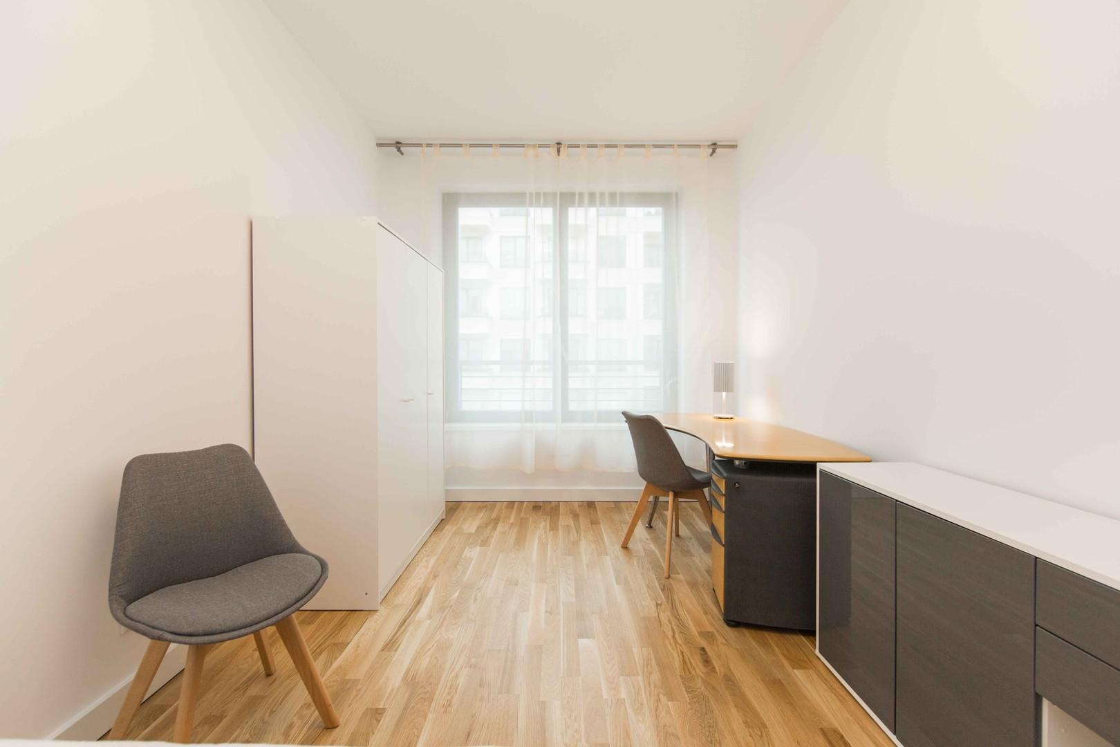 Schlafzimmer 2