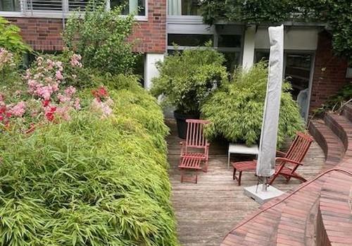 Untere Terrasse 