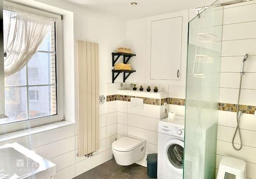 Badezimmer 1. OG.