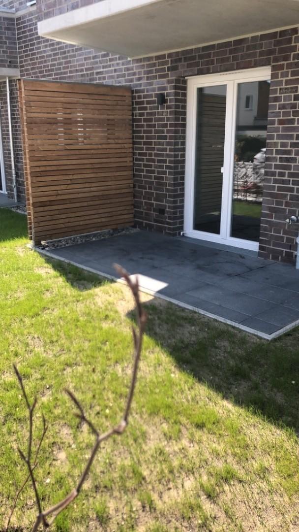Terrasse mit Garteanteil