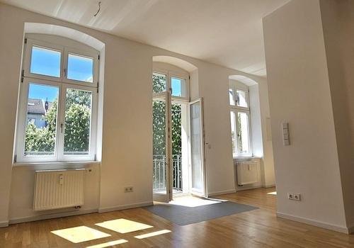 Wohnzimmer Bild 2