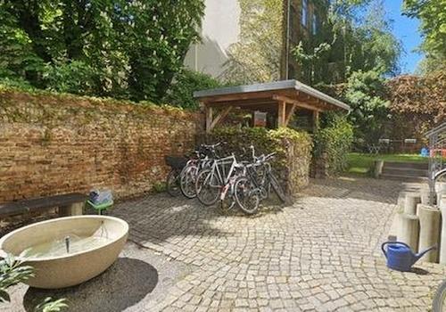 Innenhof mit Brunnen