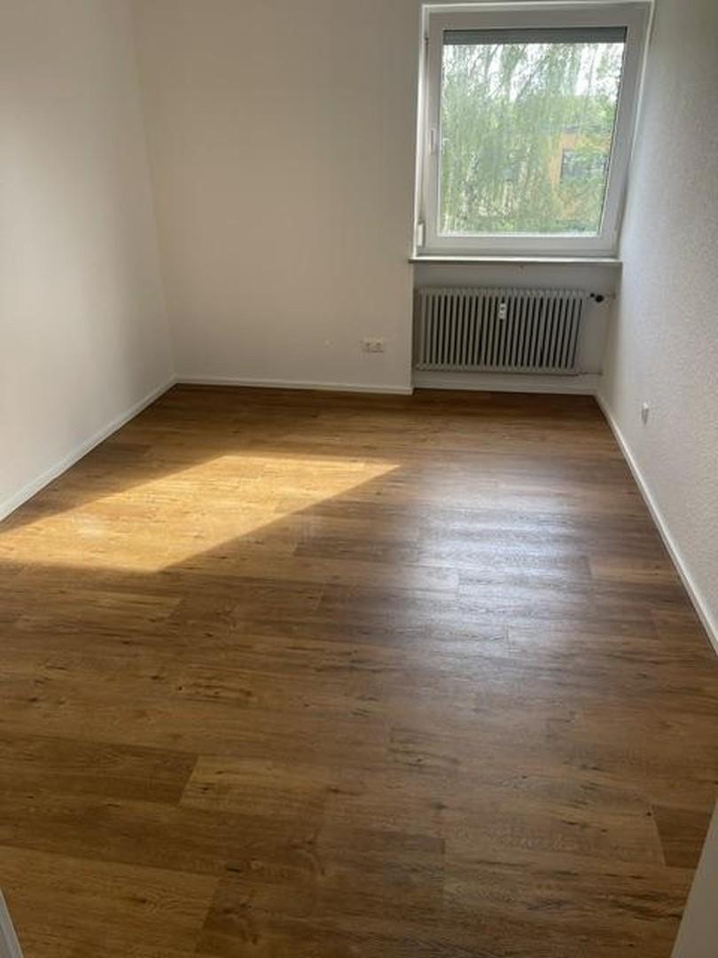 Büro-/Kinderzimmer