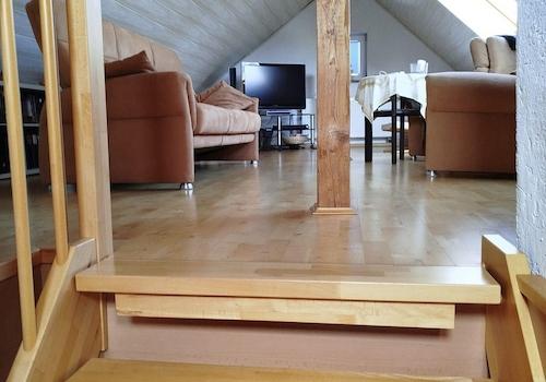 2. Wohnzimmer Dachgeschoss