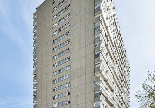 Gebäude