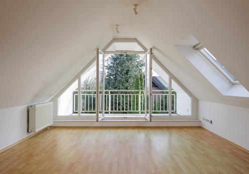 Dachgeschoss Blick auf die Loggia