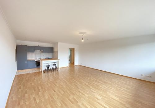 Wohnzimmer mit Küche