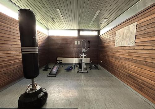 Schwimmhalle_Fitnessraum