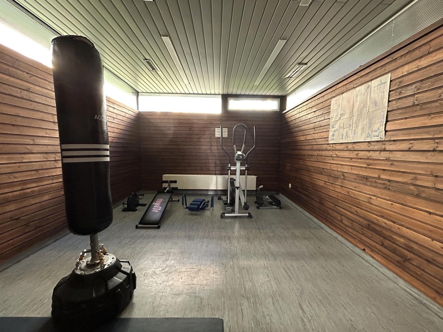 Schwimmhalle_Fitnessraum