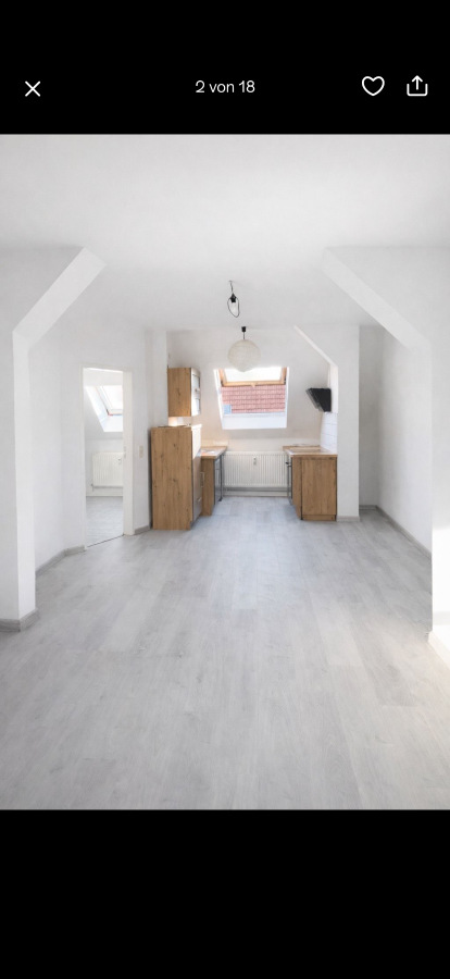 Wohnzimmer Blick Richtung Küche
