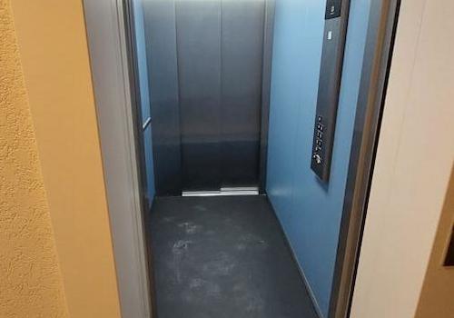 FAHRSTUHL (neu)