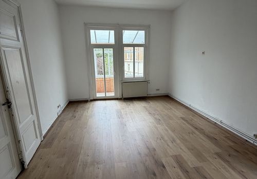 Arbeitszimmer/Esszimmer + Balk