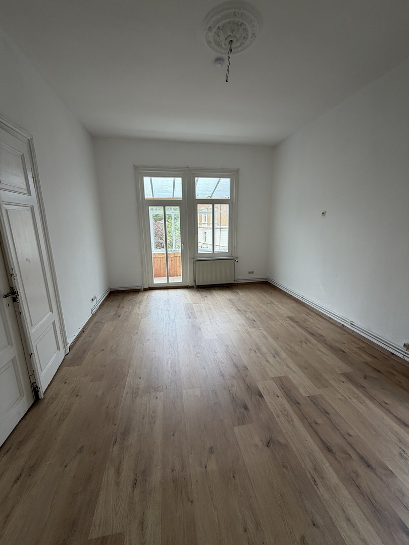 Arbeitszimmer/Esszimmer + Balk