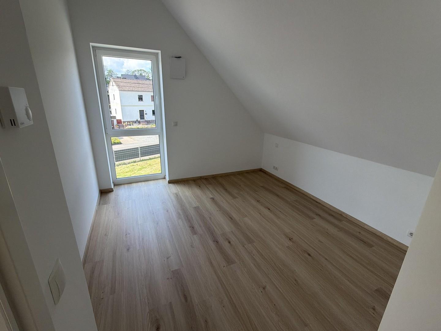 Schlafzimmer 1 DG
