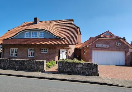 Hausansicht Straßenseite
