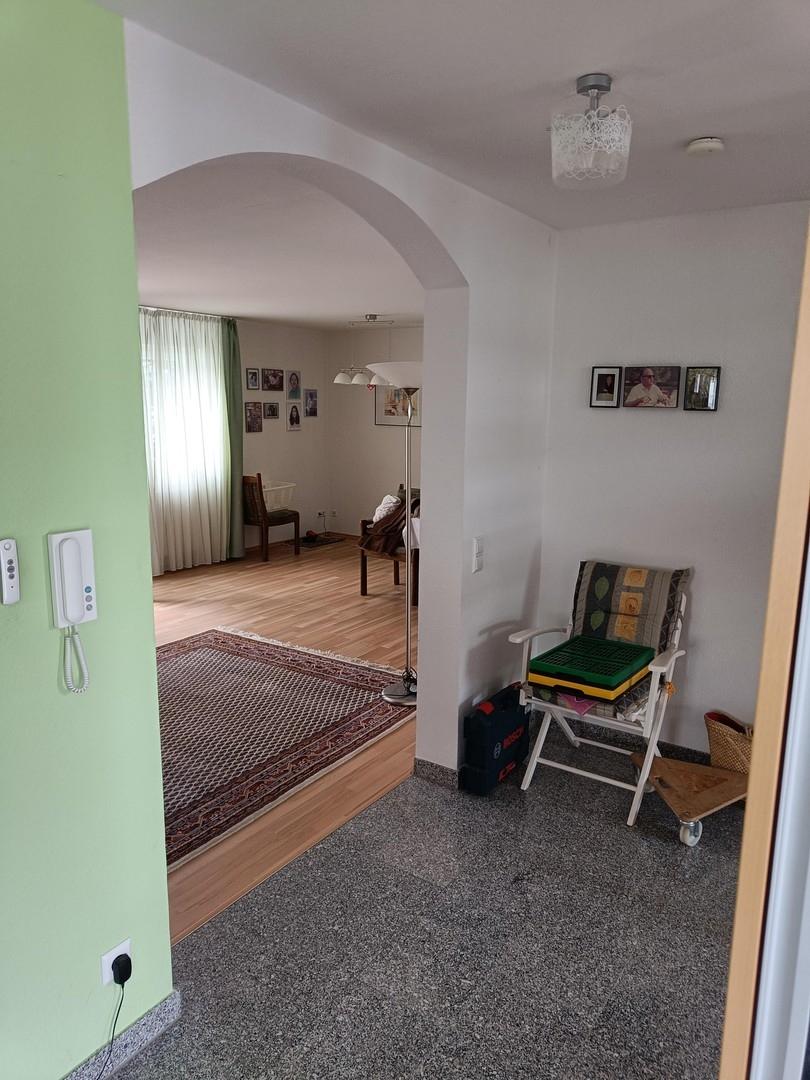Eingang Richtung Wohnzimmer EG