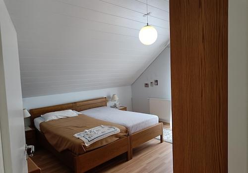 Schlafzimmer OG