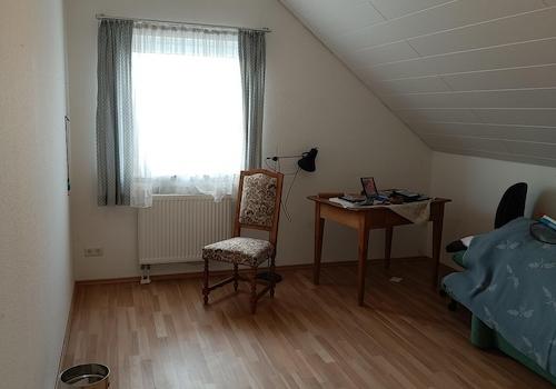 Schlafzimmer 2 OG
