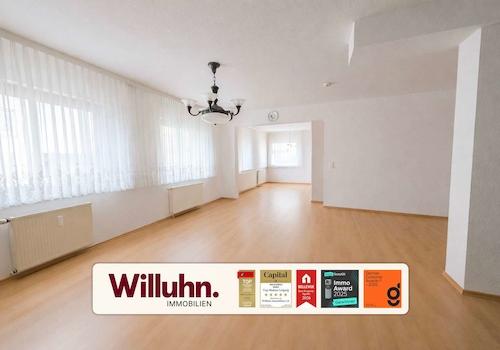 Großzügiges Wohnzimmer