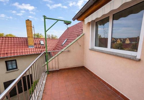 DG Balkon mit Lastenaufzug